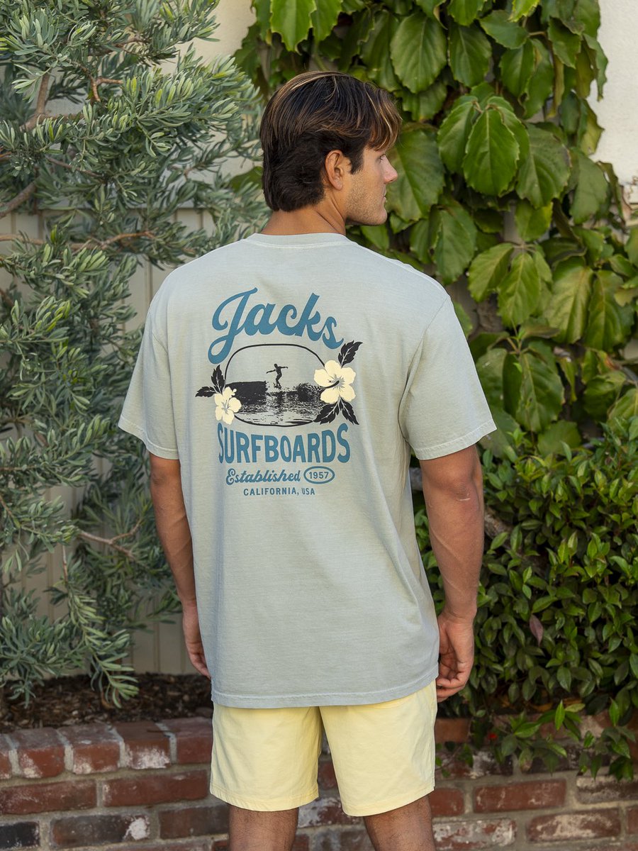 JacksSurfboards's tweet photo. Your next favorite outfit just dropped 🔥

Shop new arrivals online and in stores at Jack’s!

#jackssurfboards #socalstyle #summerfit https://t.co/JMxvaLKRpB