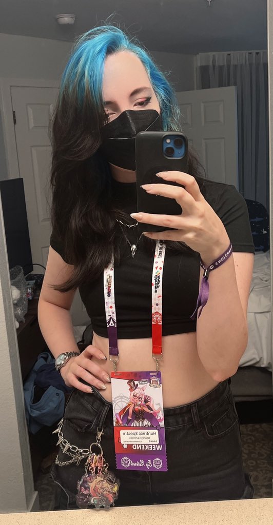 HuntressSpectre's tweet photo. Ready for Day 1 of OffKai!!! https://t.co/SiMVxgrekC
