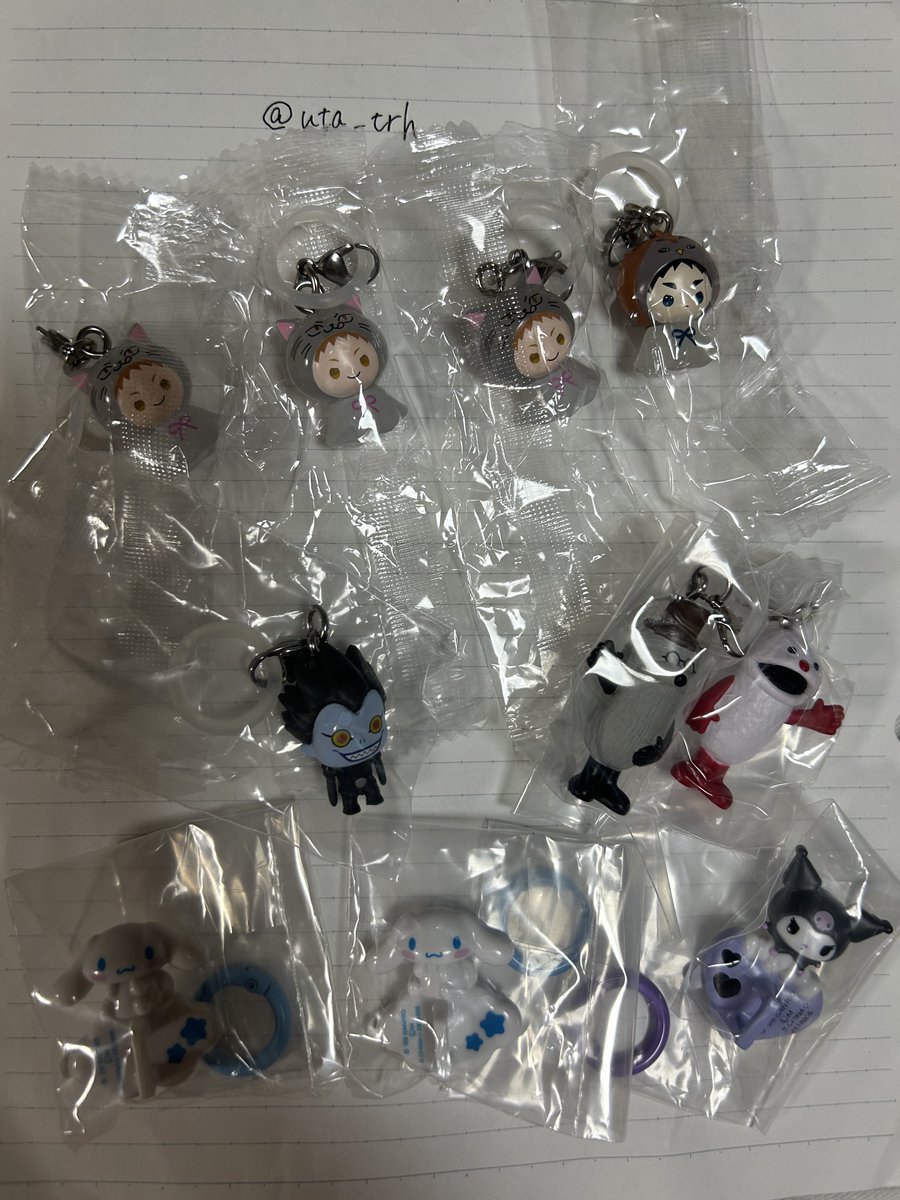 uta_trh's tweet photo. 【交換】デスノート ハイキュー スンスン めじるしアクセサリー サンリオ キーリングハンガー

【譲】
画像のもの

【求】
スンスン(いちご)、スンスン(ノーマル)、キーリングハンガーポチャッコ＞スンスン(ドーナツ)

郵送または都内手渡し希望
お気軽にお声かけください🙇‍♀️ https://t.co/Q6HGQcRCQW