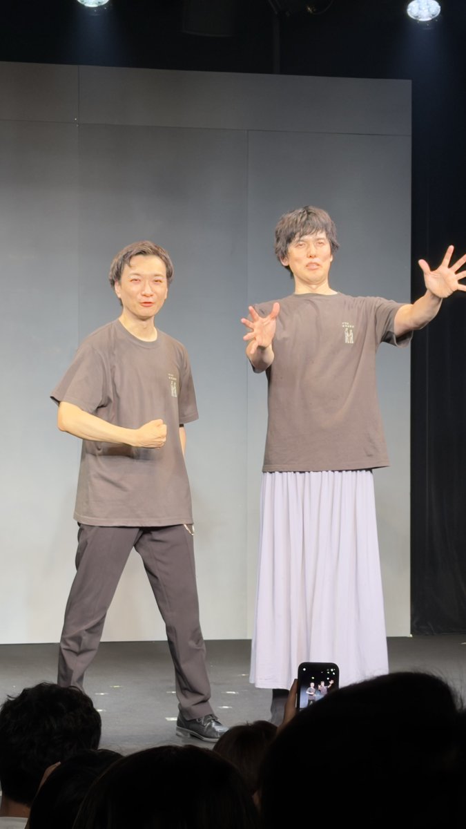 travis_links's tweet photo. 仕事終わりに今日も新宿へ向かい、ザ・ギース単独ライブ2026「素描」を観てきました。ずーっと好きだったんだよな（尾関さんニコキン出てた頃からw）自分にとってホントちょうどいい空気の笑いでスベりも含め終始ニヤニヤ出来て良かった。
#ギース素描 https://t.co/vjzA6WhZGr