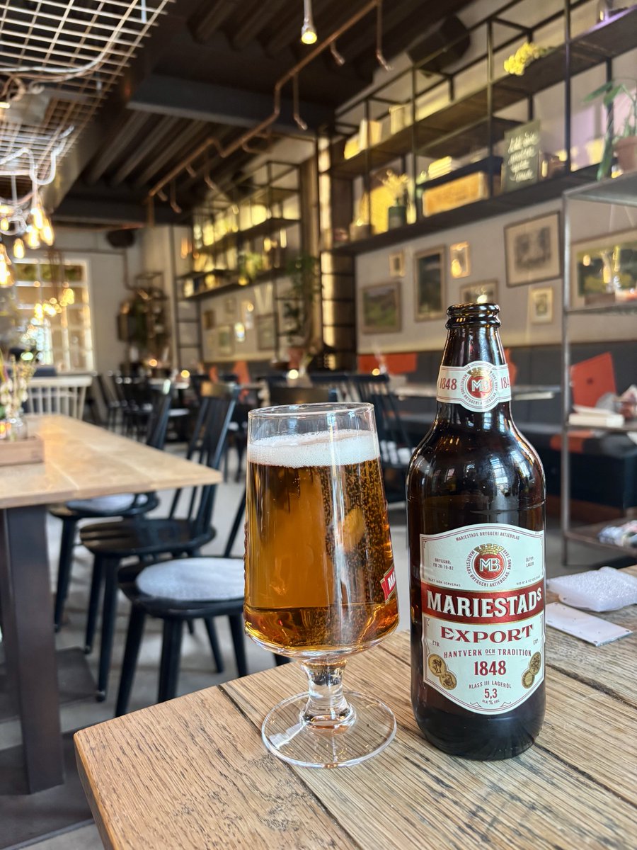 Glennsarn's tweet photo. Vi hade planer på Ekuddens Camping i Mariestad, men fick ta Mariestad till mig istället… ❤️✅🙏🍺 Workcation fortsätter… 🥳 https://t.co/VmUcAoGyPM