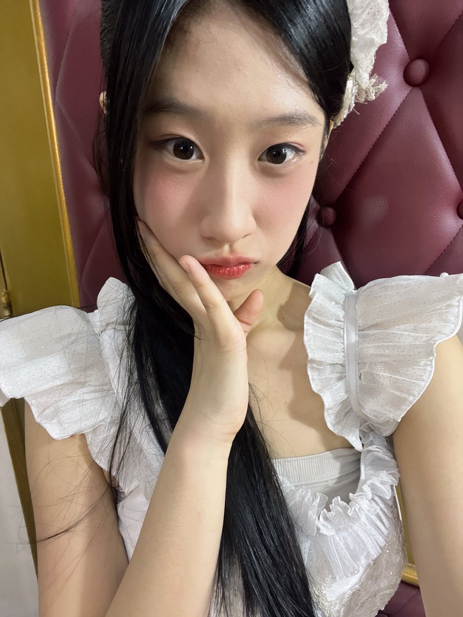 Rilly_JKT48's tweet photo. Terimakasihh banyakk yaa ramunee hari inii, jujur bahagiaa sekalii bisa diberikan kesempatan untuk back up ramune kaka kaka DREAMM WOWW!! terimakasihh banyakk yaaa semuanyaa🫶🏻🫶🏻akhirnyaa aku bisa shonichi ramunee ehehehe mohon maaf juga mungkin belum bisa untuk sebagus itu tapi aku akan selalu berusaha untuk menjadi lebih baik dan belajar lagii yaa🥹💖💖lovee uu so muchh

#ItsRillTime
#RillyInBubbles