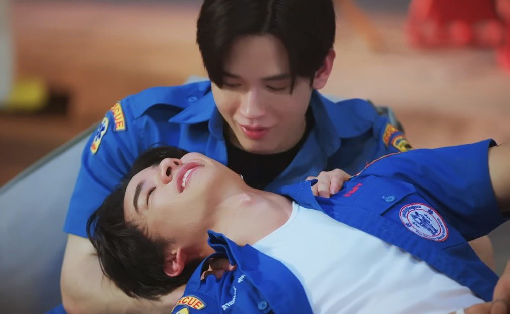 UJ||TayNewWangXian 🐍✈️🐶 tweet media