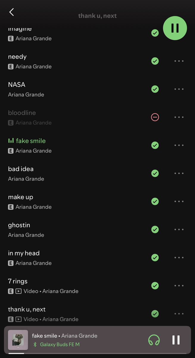 aleesftynet's tweet photo. thank u, next is a skipless album https://t.co/6RVm0hlzp4