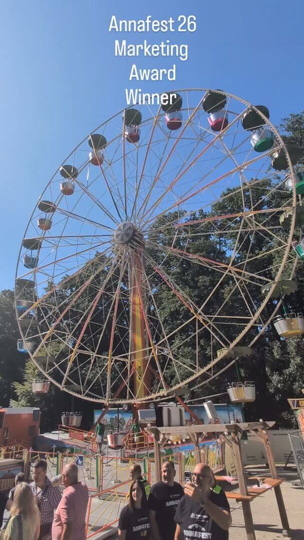 EmanuelKotzian's tweet photo. Product placement is so important. Dont forget about. Greetings from #annafest #forchheim https://t.co/GhGgttYCcP https://t.co/POe0xUO09y
