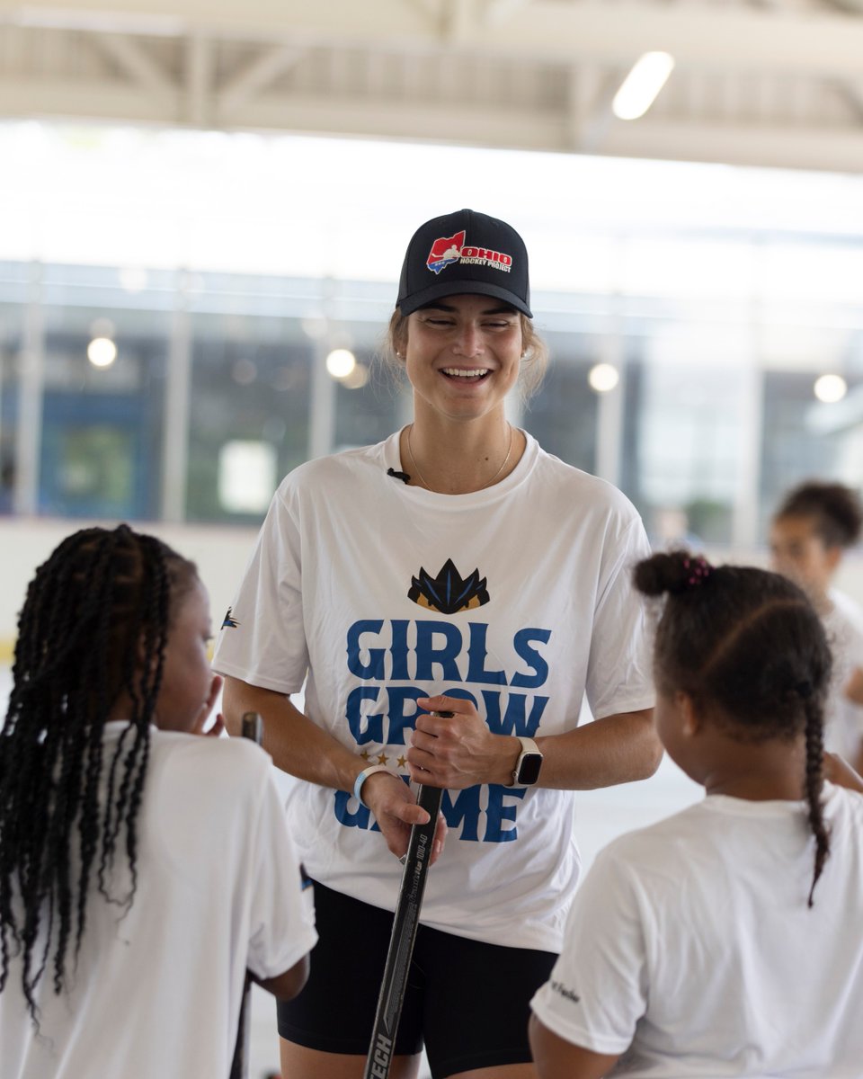 TheAHL's tweet photo. Fact: Girls grow the game✅ https://t.co/cO9nNiiCSm