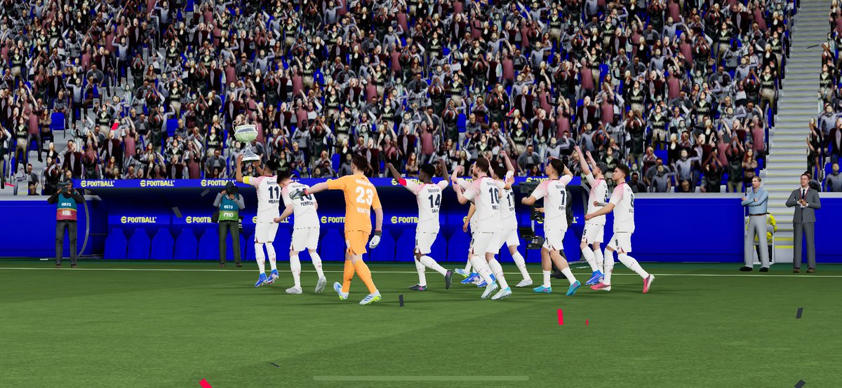 CarryUrrCross's tweet photo. #efootball #Fıfaworldcup 

Omo 😂💛 https://t.co/hIMDEsd3F7