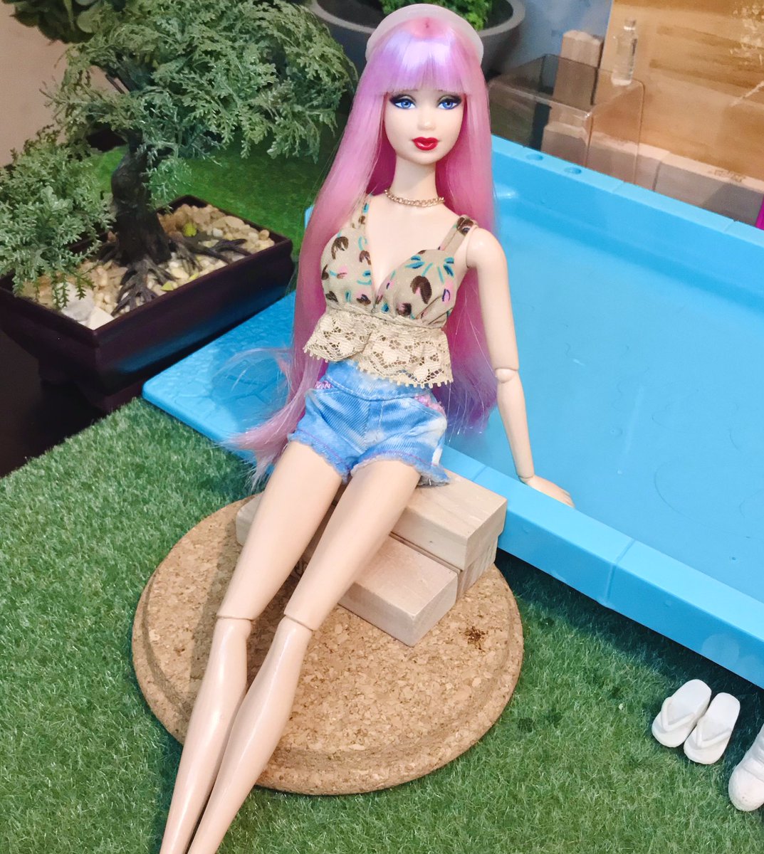 TokidokiLegend's tweet photo. Summer party’s! 🍉☀️😎
#dolls #dolltwt #summer #vacations https://t.co/eGh1YwwQIv