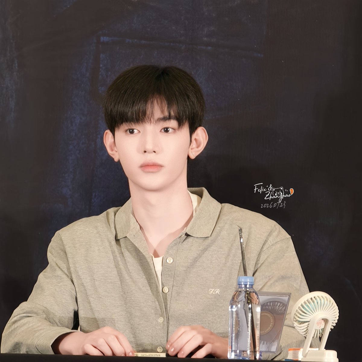 felixtko001's tweet photo. SUMMER MIRACLE ZHANG HAO DAY 

#17살_장하오_생일축하해
#26thSymphonyForZhangHao

26-07-23 Fansign part 4 https://t.co/TrEQ9z38Qv