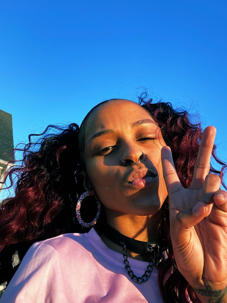 Hex4Evil's tweet photo. 90s baby 💕🌸 https://t.co/GRiDzK7dDW