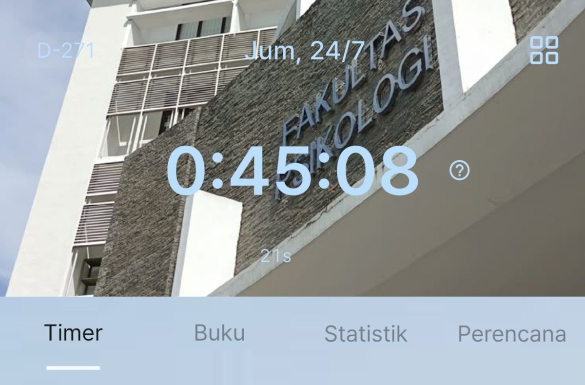 CAPRGICORN's tweet photo. Yaallah se ga kuat itu gua ngerjain math
✋🏻🙎🏼‍♂️🤚🏻 udah deh mau lanjut ngejar target dulu wkwkwk https://t.co/mtZX9dx6Ap