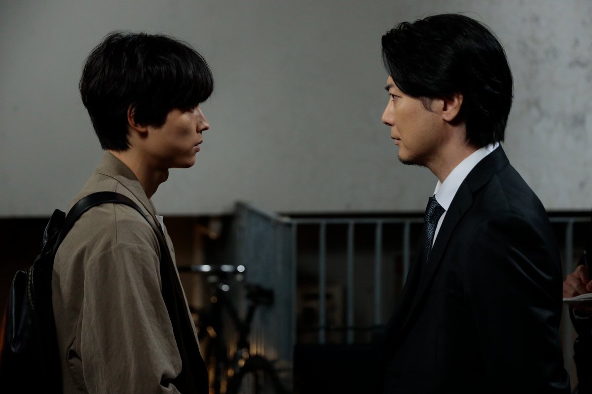 殺人容疑がかかる #松村北斗“爽太”、 #岡崎紗絵“麻里子”の誕生日 ...