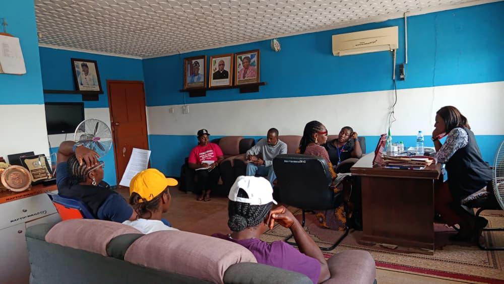OWACDO's tweet photo. Following the appointment of a new Zonal Commander to NAPTIP Benue State, OWACDO STEAP Team paid her a courtesy/Familiarisation Visit and was accorded a warm reception.
@StopTraffickingInPersons
@ICMPD 
@naptipnigeria 
@Owacdo2013
#StopViolenceInPersons https://t.co/L3TmsyKJOu