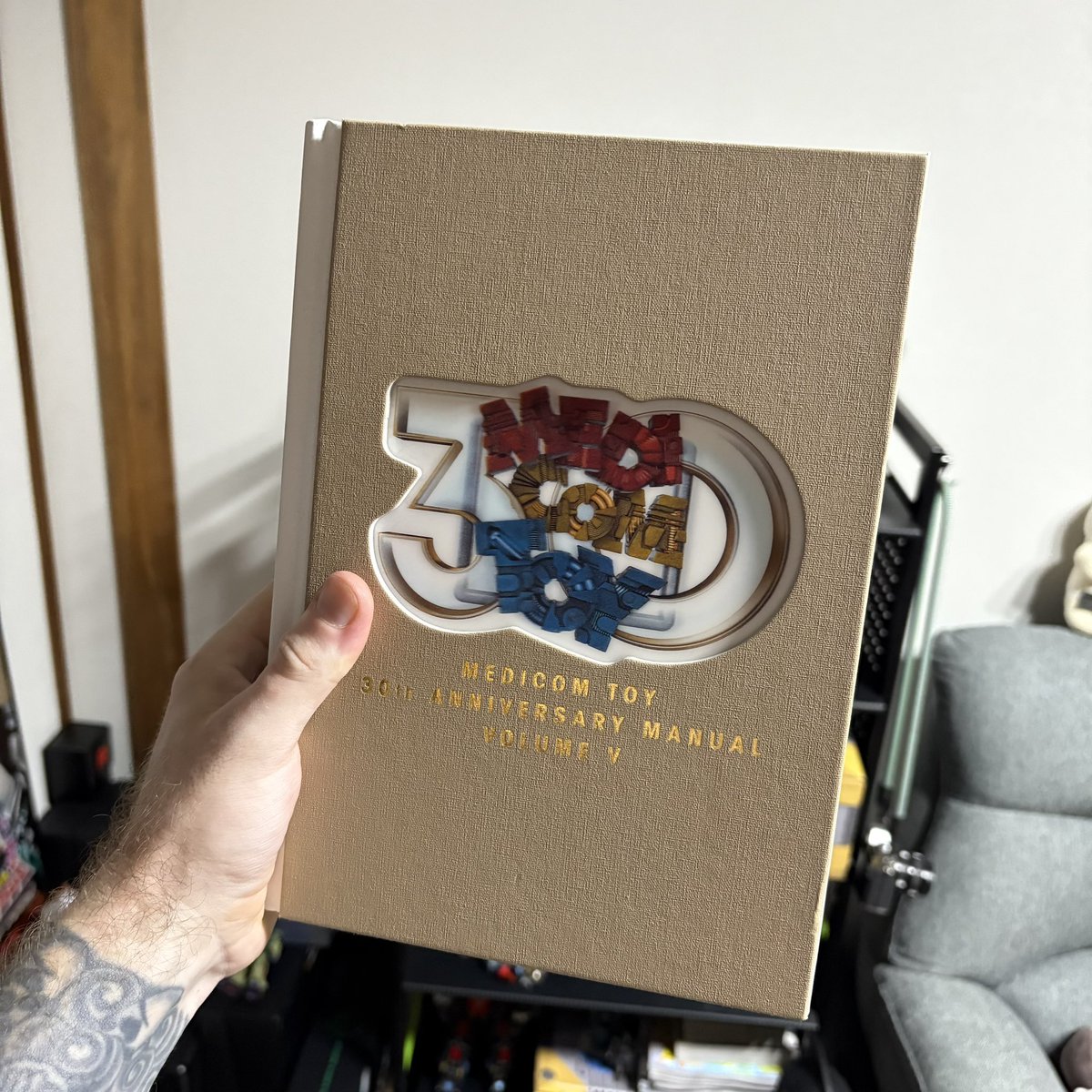 Science_Patrols's tweet photo. We’re always happy to work with the amazing people at Medicom Toy!  Thank you again for another opportunity as well as a copy of the 30th Anniversary Manual! https://t.co/SYzkE0qzzM