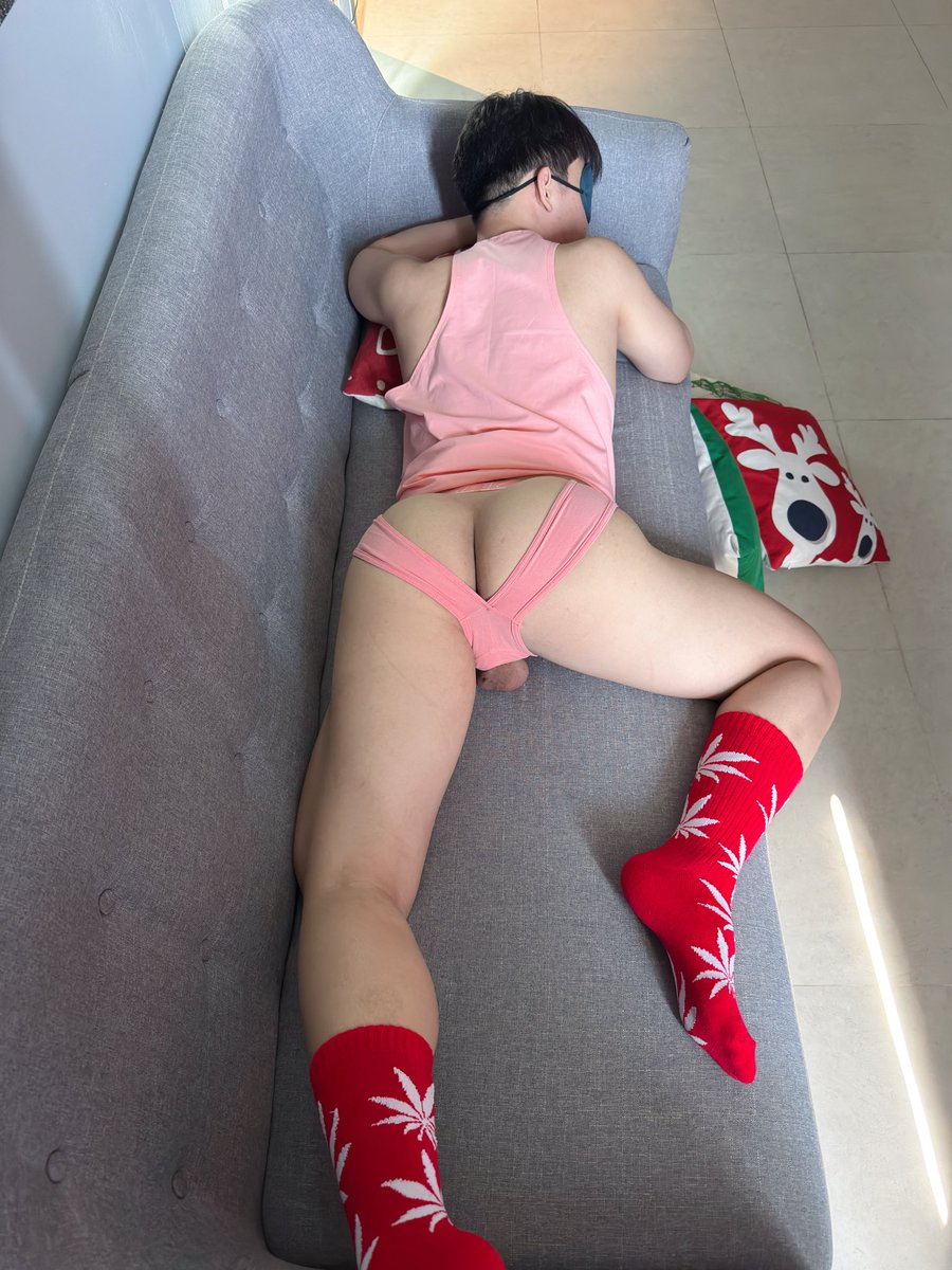 JockPeachAddict's tweet photo. FVCK ME DADDY 💦🍑 https://t.co/pepVmQDh23