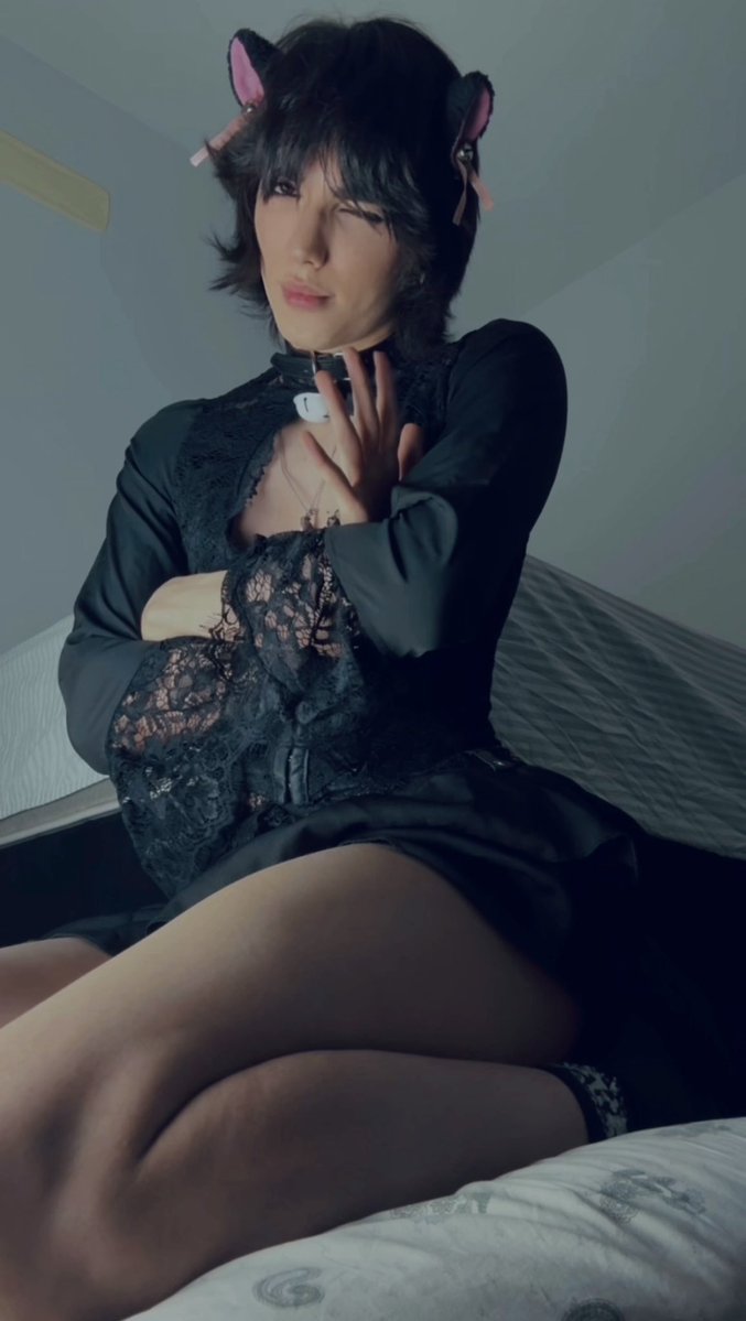 Sylver_Bat's tweet photo. bigger than yours btw (probably)
#cosplay #femboy #emo https://t.co/t4qeDMJHBH