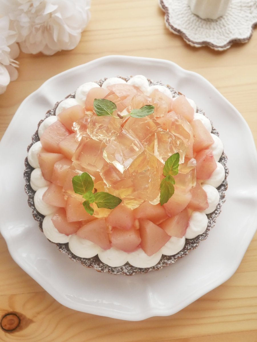 rii_cooking's tweet photo. ＊白桃のサマータルト＊
🎐🍑💎🌼

エルダーフラワーコーディアルゼリー乗せ💖

#abcクッキング https://t.co/UFHAPSqcPg