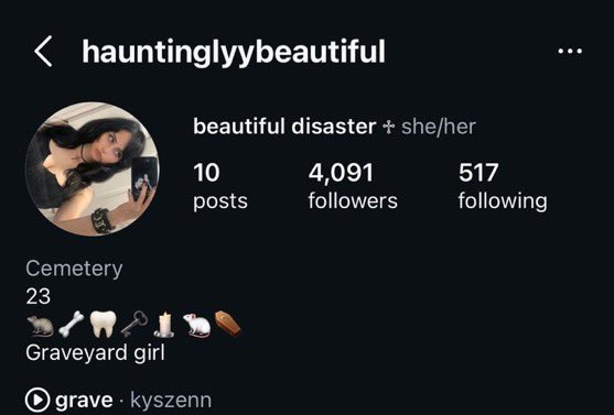 Heala321's tweet photo. My irl. Blow up her posts with dirty comments #irl #wankchat #cumtribute https://t.co/zYiQ8pUEQ6