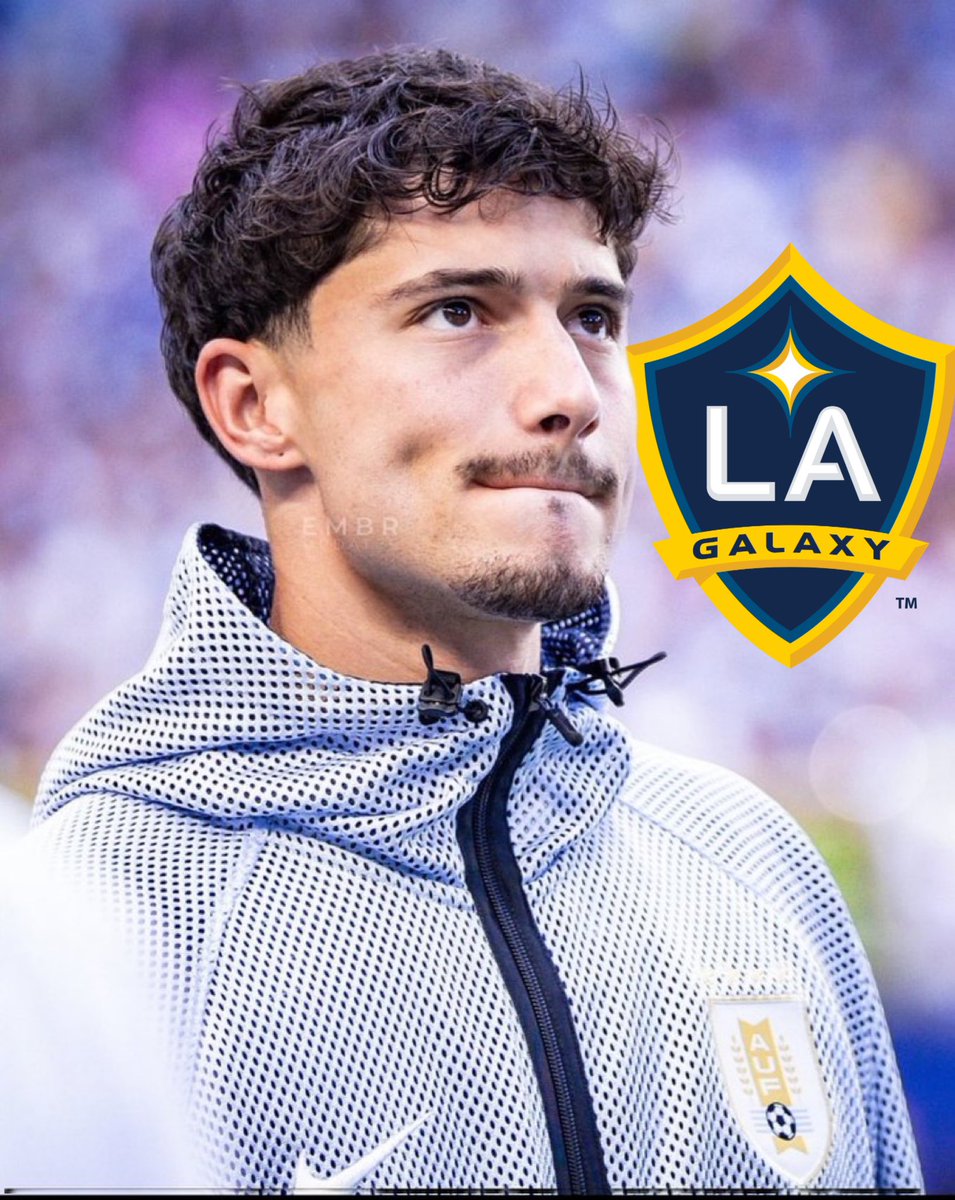 Verdao_infos's tweet photo. 🚨 AGORA!

O LA Galaxy, dos Estados Unidos, abriu conversas para contratar o volante Emiliano Martinez.

Com não contratação do volante Danilo, será difícil o Verdão liberar o volante Uruguaio.

Porém, a decisão está nas mãos do Palmeiras.

🗞️ @ESPNBrasil | @andrehernan | Bruno Andrade