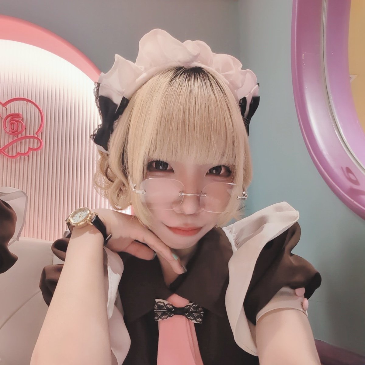 maid_nero's tweet photo. おかえりなさいませ!ご主人様、お嬢様♡

モノクローム王国から沢山の色を集めるためにやってきました!

名古屋大須本店6月新人メイドの『ネロ』です🖤

妖精さんからXのアカウントをいただきました✨
こちらの世界でも萌を届けられるよう精進します🩶(ӦｖӦ｡) https://t.co/FIkd0zgUKm