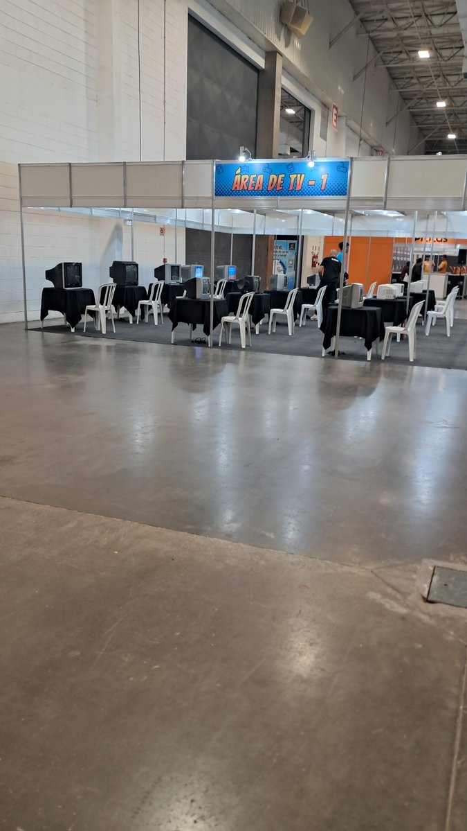 Flea_Sys's tweet photo. Olha onde estamos! Tô postando nos stories lá no insta https://t.co/dNsH0tBo5Z