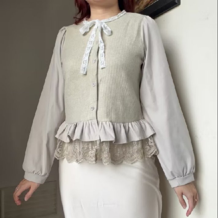 str4wmatcha's tweet photo. TERLALU SAYANG KALO CUMA DISKIP🥺🧚
langsung jatuh cinta banget pas liat ini, lace &amp; ruffle nya bener bener bikin manis👀 https://t.co/FsGIEJYiHJ