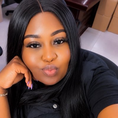 SimplyMiwe's tweet photo. #NewProfilePic https://t.co/DcZrEQFZNi