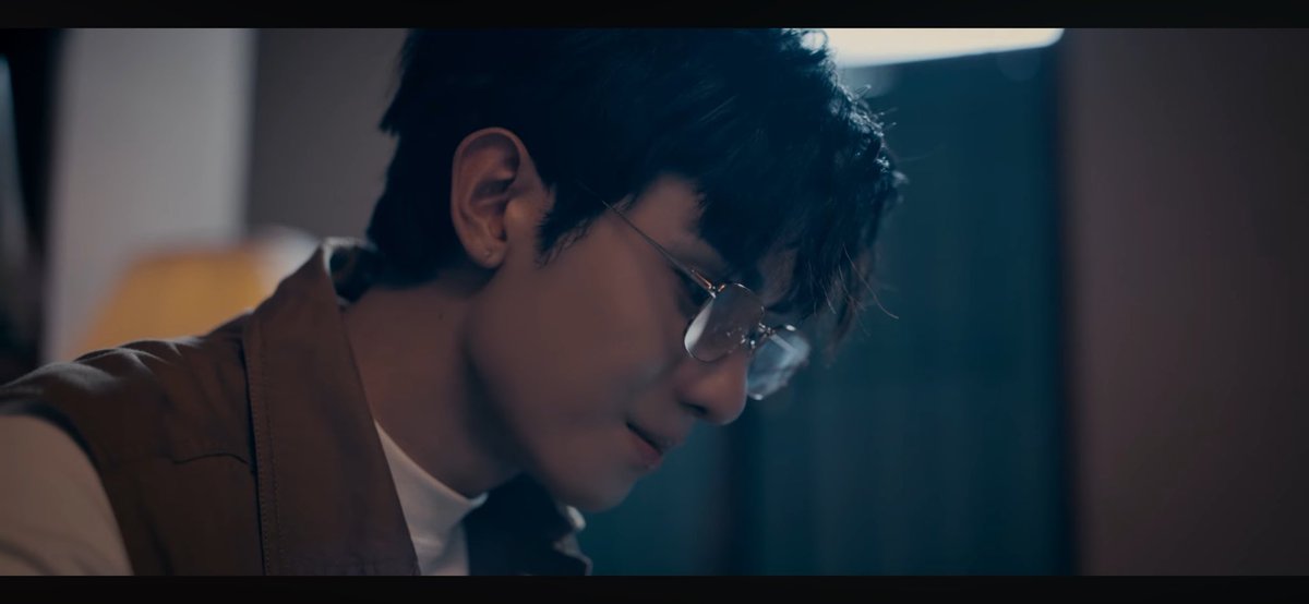 RuutooChi's tweet photo. Others: It’s just a smile, Why are you so worked up about it? 

The smile: ⬇️⬇️⬇️

Me: 🫠🫠🫠 

#รักที่เป็นเธอByNetJJ
#NetJJ https://t.co/jv1Nwfr3a4