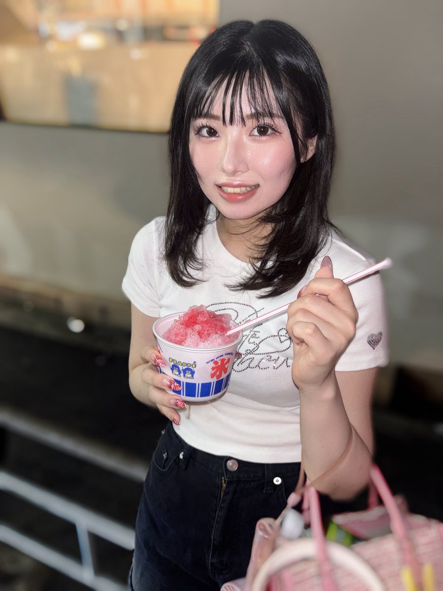 Lum_nako's tweet photo. 天神祭行った❕🍧 https://t.co/Z5qpWFOfqU