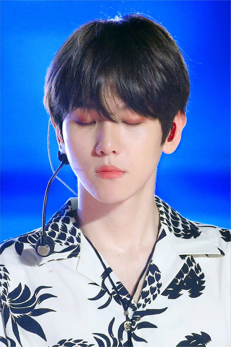 candybaek506's tweet photo. 잘자, 백현아🖤 https://t.co/5csNlNTg0E