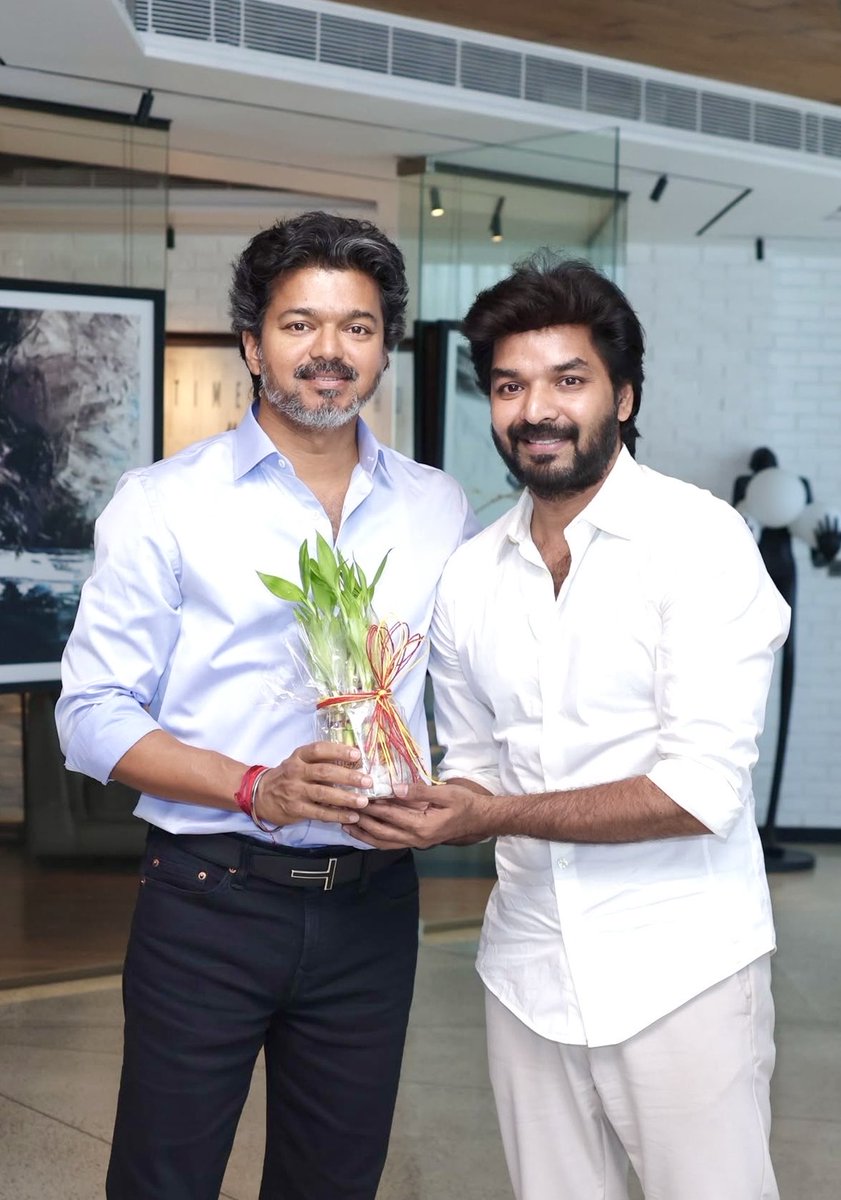 Actor_Jai's tweet photo. Good things take time..
Great things choose their time..!!!

#JanaNayan
#CMVijay‌ 
#TVKVijay‌HQ 
#Anna 
#Love https://t.co/PXe7FpvvIk