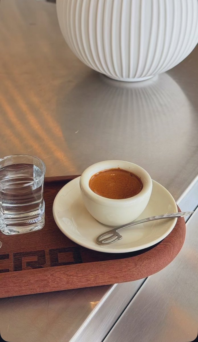 TWiX025's tweet photo. مسسائو ياحلوين 🥱 ☕️ 🔥 https://t.co/OBmjmxfSdB