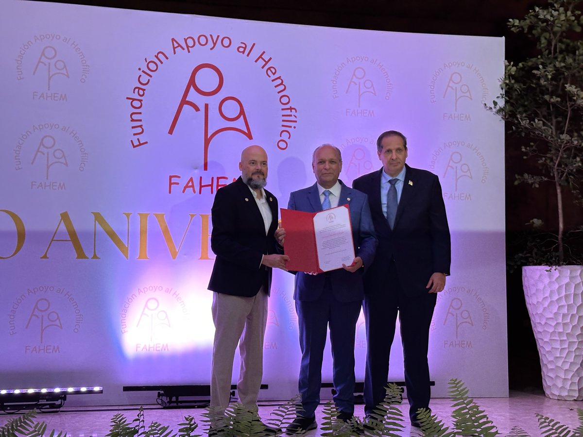 wfhemophilia's tweet photo. A significant milestone for the PACT Program in #DominicanRepublic! The WFH, the Ministry of Public Health and Social Assistance, and FAHEM signed an MoU to advance a national hemophilia program and strengthen care for people with #BleedingDisorders. 
#TreatmentForAll https://t.co/xK6zl8A13D