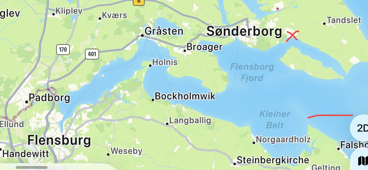 KielerFinanzen's tweet photo. Dänemark. Meine Frau sofort schockverliebt …

200 qm Wohnfläche, 1200 qm Grundstück, viel alter Baumbestand, mitten in der Kleinstadt Höruphafen an der Flensburger Förde. 8 Autominuten bis Sonderburg-Zentrum, 30 Autominuten bis Flensburg. 900 m zu Fuß bis zum Yachthafen.

VB 120.000 € (+ Kauf-Nebenkosten übrigens in Dänemark nur ungefähr 1,5 %)

Und jetzt muss ich es ihr ausreden, weil zu renovierungsbedürftig …