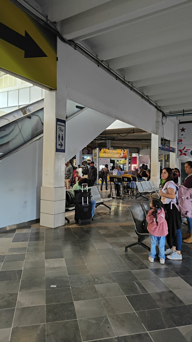 Abito52869871's tweet photo. Hace una semana empezaba mi travesía al #sfactorx3 ,desde Veracruz a Puebla o cdmex siempre es cansado pero vale mucho la pena , ya me deprimi extraño a mis compañeros de lucha 😞nos vemos el año que viene . https://t.co/yA3l1cWwxw
