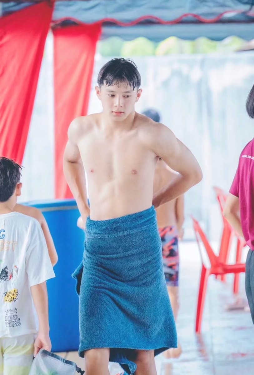 alfiandy_aldi's tweet photo. Sexy bgt 💦💦 https://t.co/r7i1qm2I3e