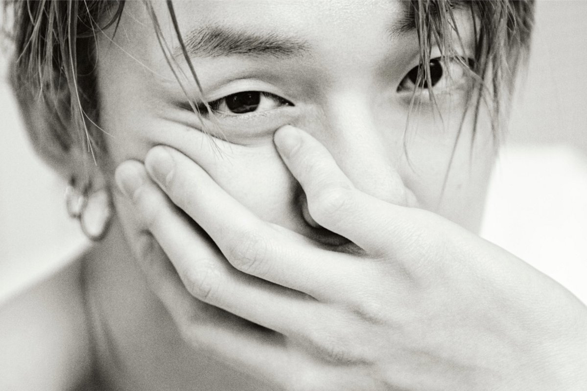 ktyunique's tweet photo. Kim Sungmin (Photographer of No Labels Part 2) unreleased cuts
🔗 https://t.co/Nz2O8JpC3M https://t.co/lY7wpD7yzv