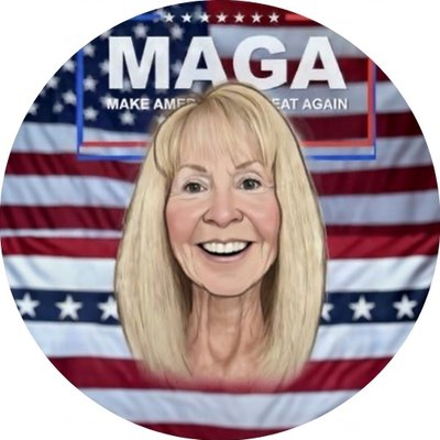 NashJackan's tweet photo. @Beemer4Trump2 @HawkGuyEnjoyer I don't think you have license to call anybody creepy, queen of creepy bullshit https://t.co/sGIen47JXK