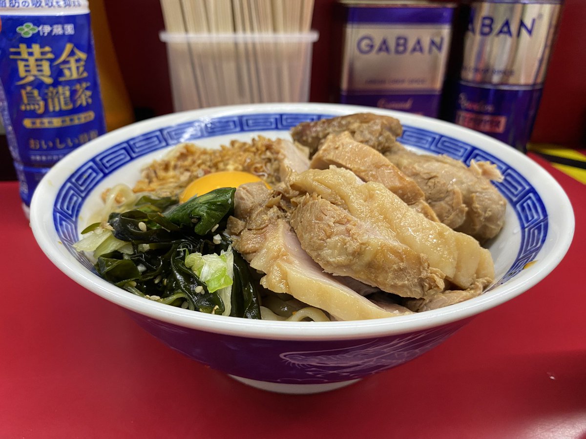 IKB_CREW's tweet photo. ラーメン二郎中山駅前店
DATA
小ラーメン豚5枚+つけ味冷や汁なし
+生たまご
ヤサイ抜き、ワカメ
今週の限定も冷や汁なし継続。
スープ割マジでうまいから是非。 https://t.co/7oBIDwDWEw