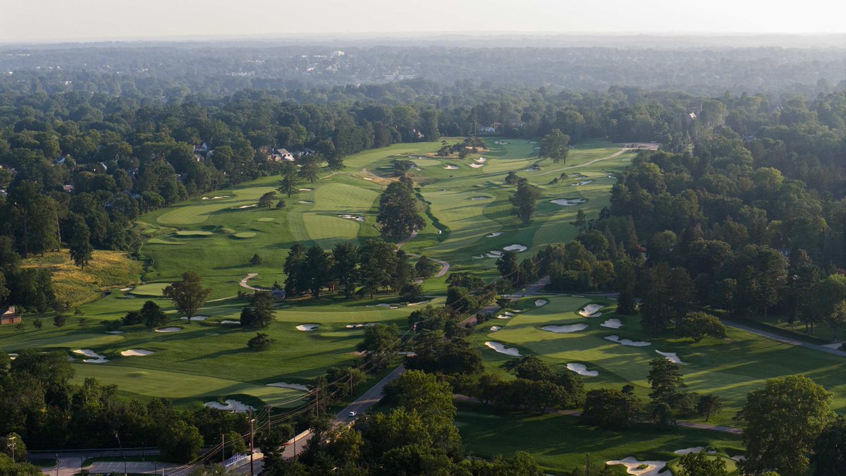 fried_egg_golf's tweet photo. You've got a few decent options in the Philly area, @KingJames. https://t.co/rmTBX5Eu3g
