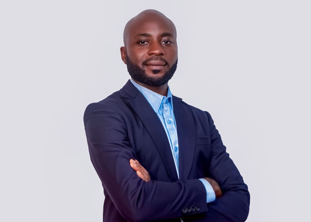 UKinCameroon's tweet photo. econtrez @EmmanuelBabila, ancien boursier Chevening et fondateur du Cameroon FinTech Lab. De l’élaboration des politiques fintech au développement de solutions de crédit innovantes grâce à CamScore, il contribue a bâtir un avenir financier plus inclusif.
#AlumniWallSeries https://t.co/oWsqEB9lBm