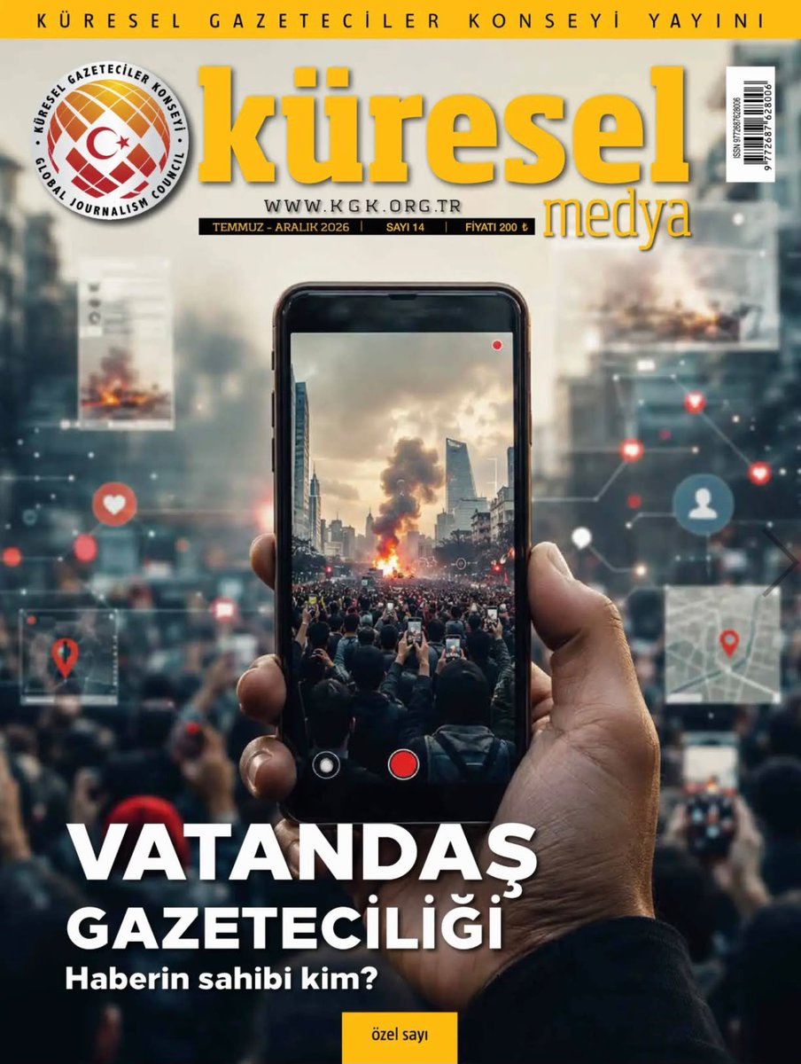 UnsalKarabulut's tweet photo. Münhasıran gazetecilik temalı (Türkçe/İngilizce) Küresel Medya dergimizin 14’üncü sayısı Gazeteciler ve Basın Bayramı dolayısıyla bugün dijital olarak yayınladı. Bir hafta içinde seçkin kitapevleri ile D&R mağazalarında da satışa sunulacak.  Keyifli okumalar dileriz. 
https://t.co/1M01khUcSy