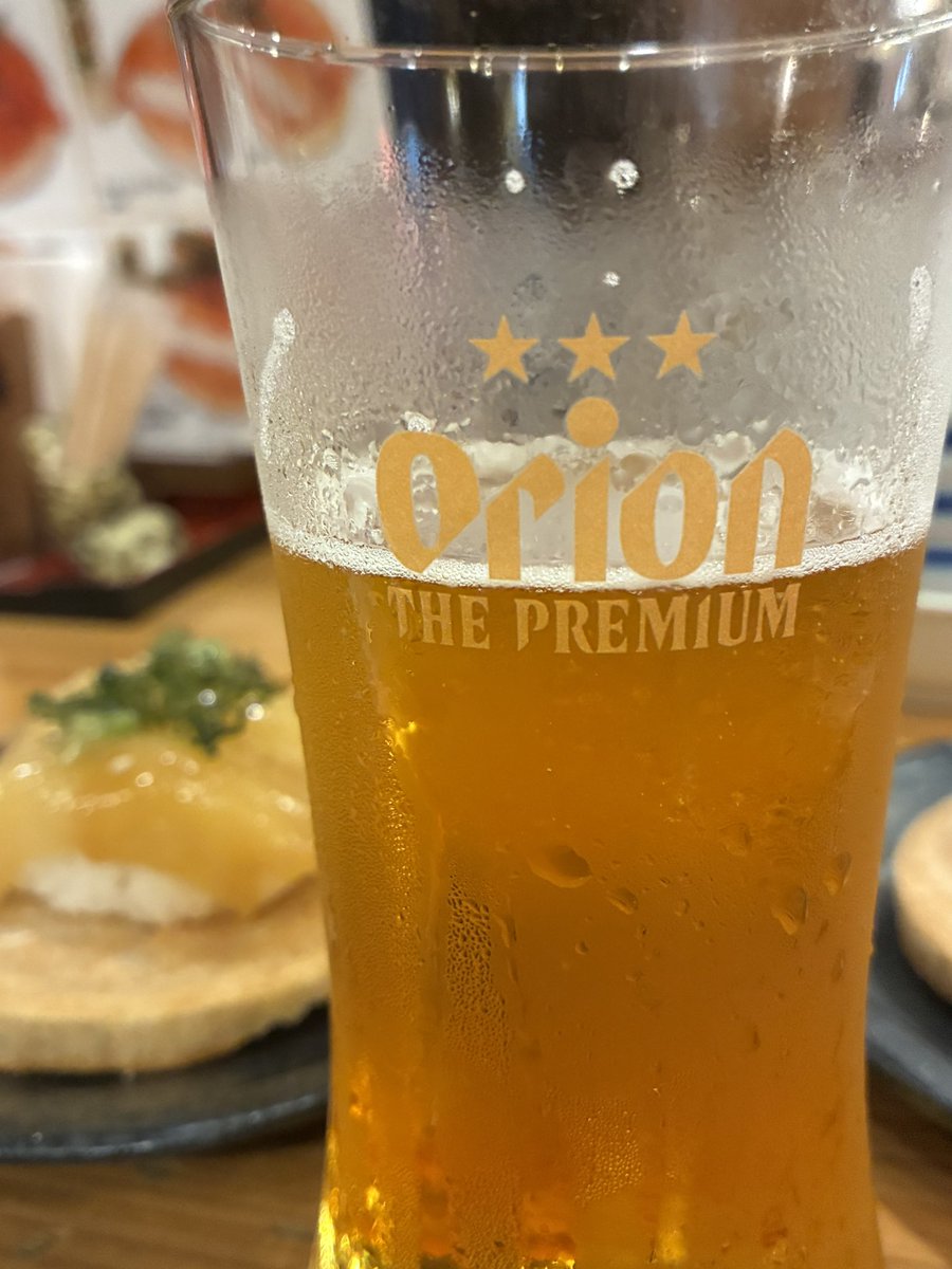 GOU80045506's tweet photo. 🍻
初沖縄、
やっと沖縄、
飛行機遅れて、
夕陽がご褒美さぁ〜^_^ https://t.co/AVx4xAjNjX