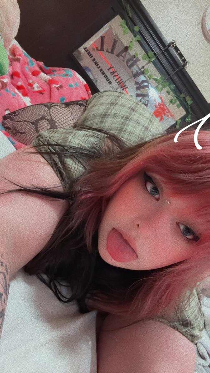 Indytheinnocent's tweet photo. Hi lovesssss🖤🖤🖤 Lemme know if you fw the fit 🤭

#OnlyFans #ContentCreator #AdultContent #SubscriptionService #OnlyFansModel #ExclusiveContent #SupportCreators #FanClub #BehindTheScenes #AdultEntertainment #CreatorCommunity #NSFW #ContentSubscription #OnlineIncome https://t.co/xFGUhbaMk8