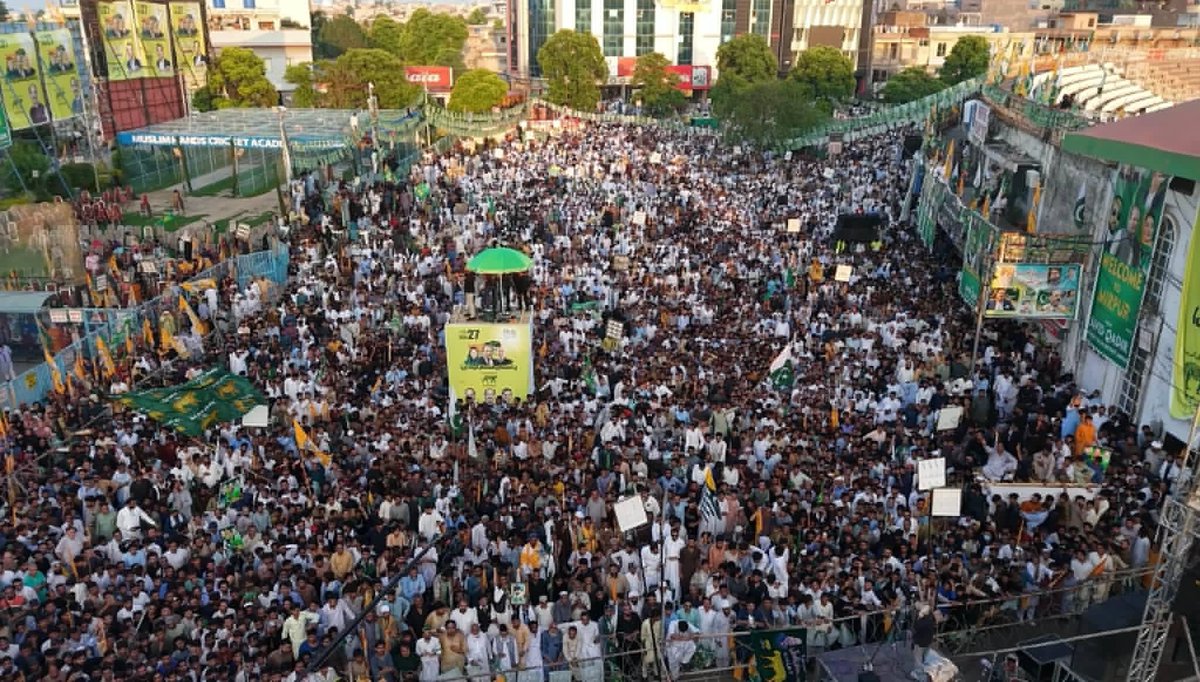 atizaztariqkhan's tweet photo. میرپور کا فیصلہ
انشاءاللہ شیر اک واری فیر🔥✌️ https://t.co/Gq6oD57WZA