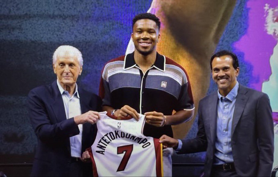 HeatleMiami's tweet photo. We good over here lol 😂😂😂😂 https://t.co/ktShHjVmK5