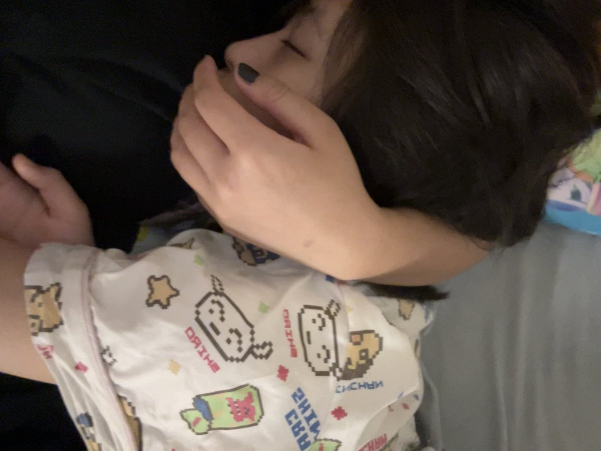 Lilyufl3's tweet photo. 老婆你好可爱呜呜呜呜 https://t.co/ouFLCUwHGn