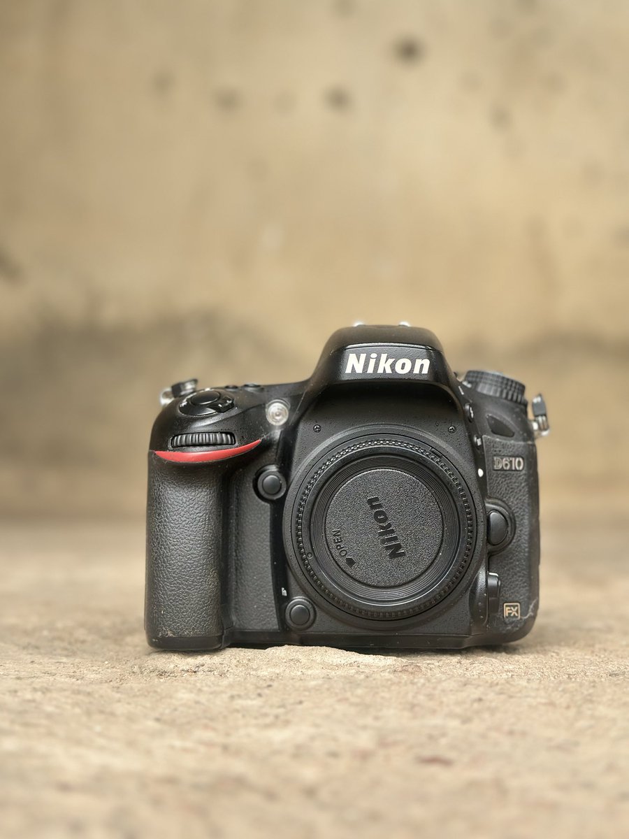 Sam_studio1's tweet photo. Nikon D610 for sell 

Price: 580k https://t.co/kfdiMpkPRx