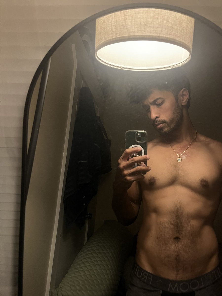 Jusskindee's tweet photo. Spamming cardio and abs https://t.co/wzLbjbHjOW