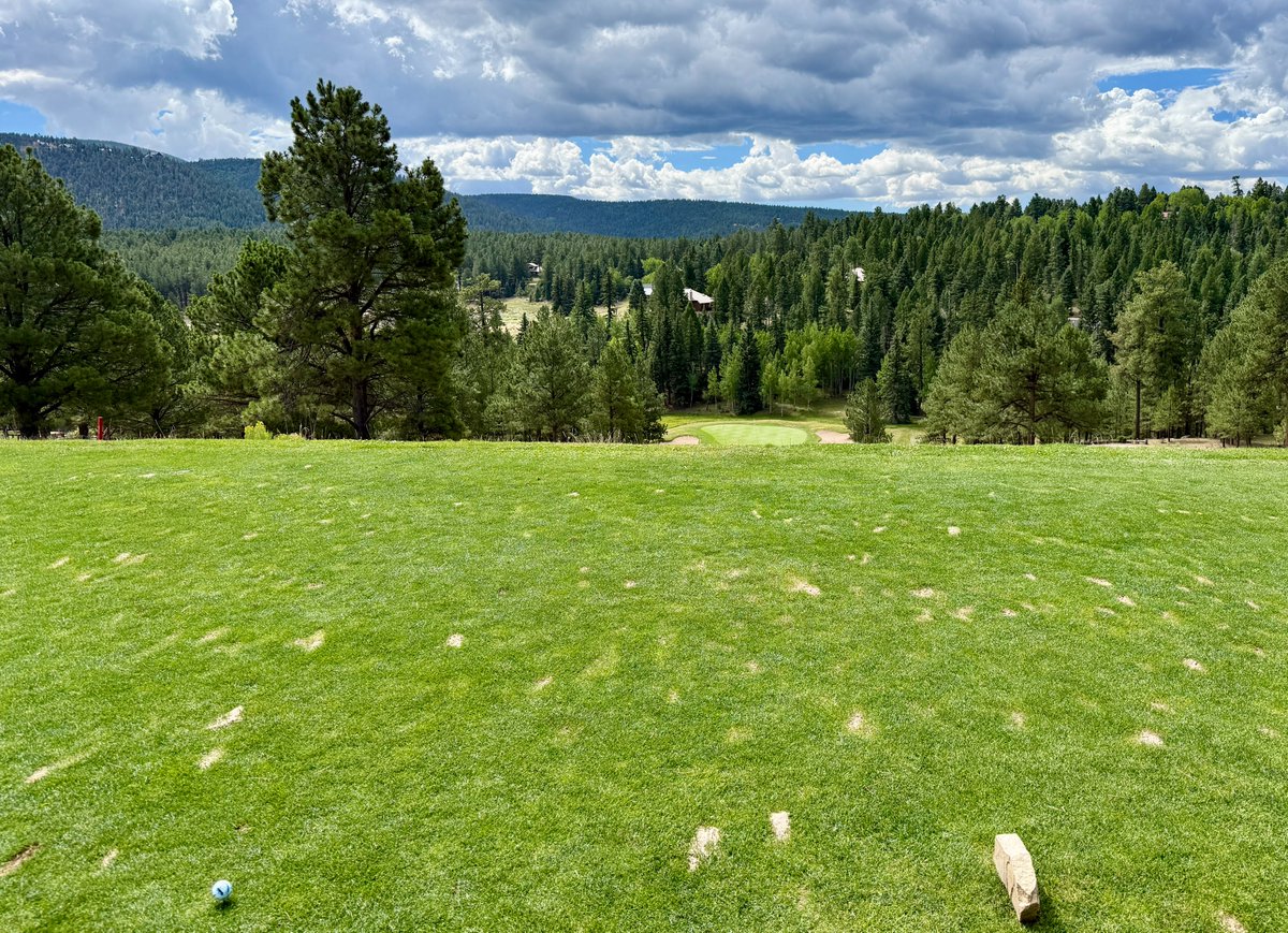 whatwherewhocom's tweet photo. Crew! We don't sit home well.
New article is up — Angel Fire Resort Golf Course. 8,600 feet, mountain views in every direction, and a par-3 where you're standing 200 feet above the green trying to pick a club. Chris made the most of a slow group ahead. There are worse places to wait.
👉 https://t.co/wnNXgnyq2B
Not on the crew list yet? Come hang — link in bio.